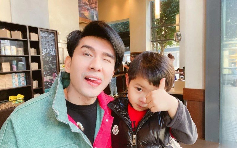 Thiếu gia việt 4 tuổi dạo chơi bằng phi cơ riêng cuộc sống đời thường còn sang chảnh hơn - 14