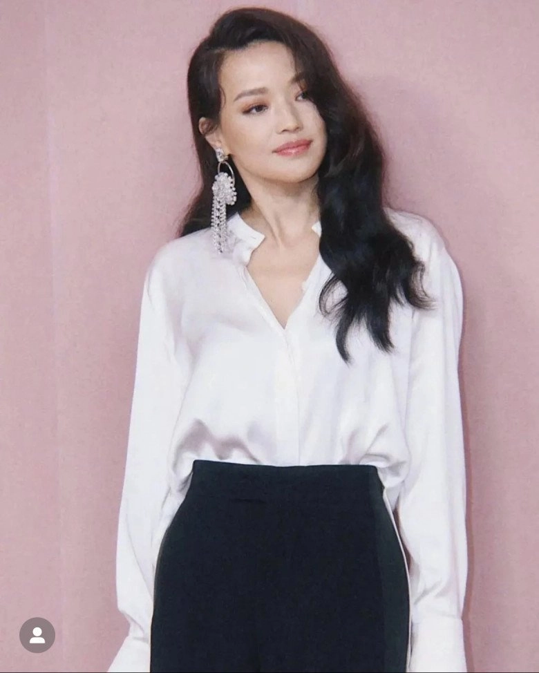 Thư kỳ là biểu tượng thời trang gợi cảm nhất châu á ở tuổi u50 - 10