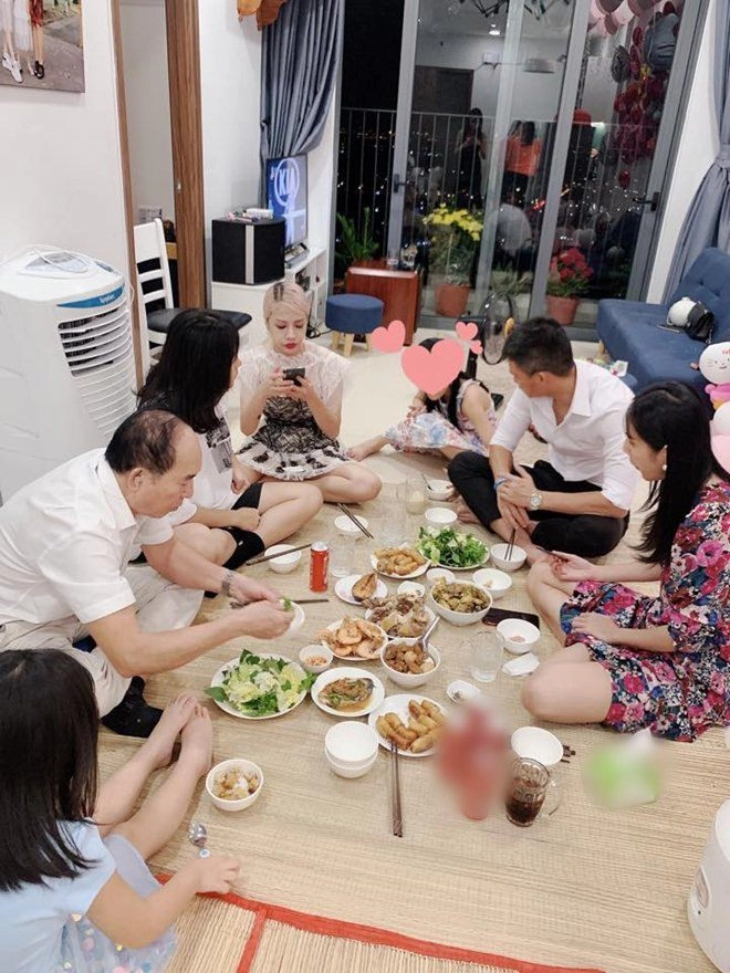 Thu nhập cao ở singapore em gái công vinh về nước vì con gái quyết làm mẹ đơn thân đến già - 4