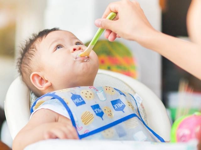 Thực đơn ăn dặm cho bé 7 tháng tuổi đủ dinh dưỡng trẻ tăng cân - 10