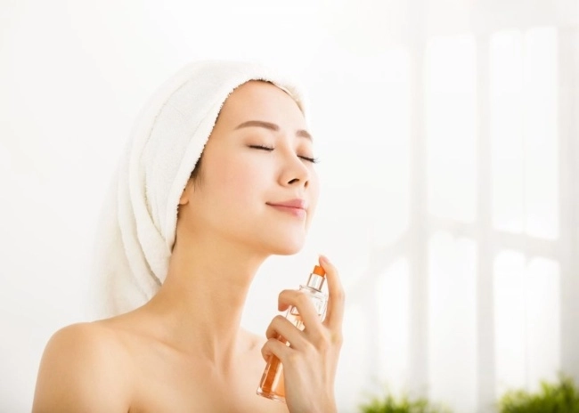 Thuộc lòng mẹo giữ lớp make up lâu trôi cho da dầu vào ngày hè oi ả - 6