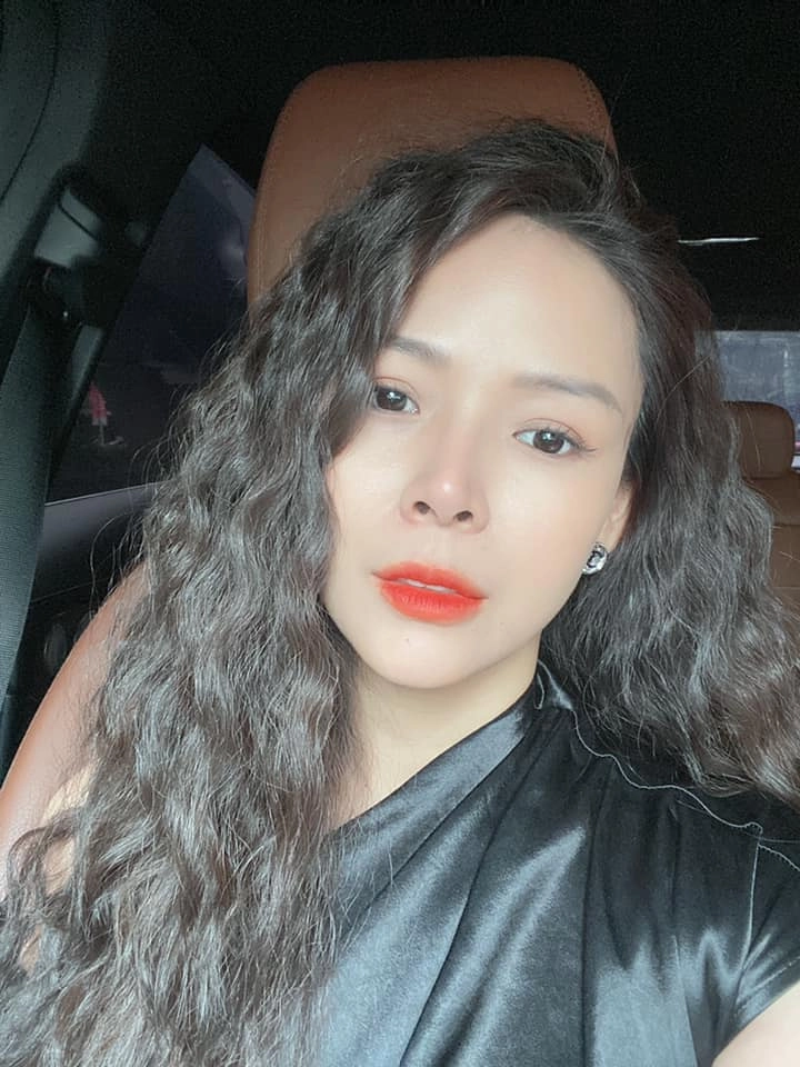 Thượng tá công an lấy vợ xinh nhất nhì màn ảnh việt không ngại ở nhà chăm con cho vợ đi diễn nước ngoài - 6