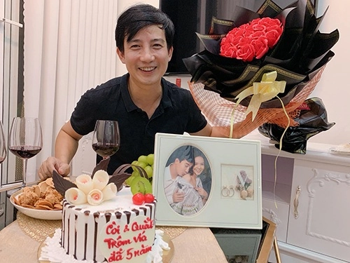 Thượng tá công an lấy vợ xinh nhất nhì màn ảnh việt không ngại ở nhà chăm con cho vợ đi diễn nước ngoài - 7