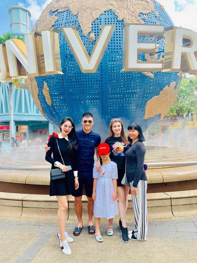 Thuỷ tiên lần đầu khoe cận mặt con gái sau 8 năm mũi giống mẹ mặt đúc khuôn công vinh - 8