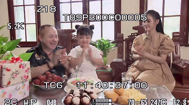 Thy ngày bé trong hương vị tình thân là mẫu nhí đình đám 1 giờ làm nhận lương 25 triệu - 4