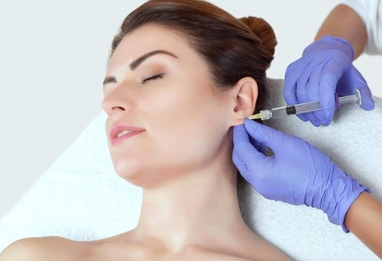 Tiêm tai phật để đổi vận nhiều người đau đớn vì phải phẫu thuật để chữa lành - 1