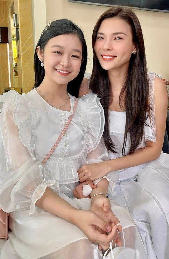 tiểu mỹ nhân cần thơ hoá nàng tiên lấn át thuý diễm và á hậu trên táo xuân nhâm dần - 10