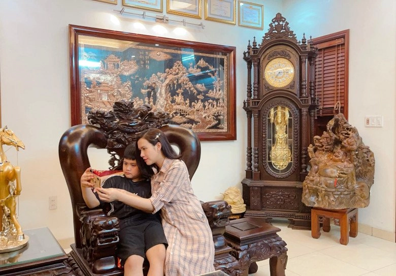 Tiểu tam bị ghét nhất ngoài đời làm thiếu tá công an trong một năm vừa sinh con thứ hai vừa tậu nhà mới - 8