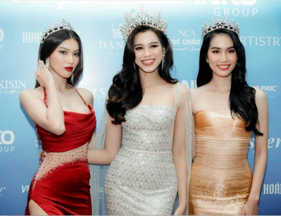 Tiểu vy diện đầm sát chân ngực khoe cơ bụng đỗ thị hà kín bưng vẫn gợi cảm tinh tế - 9
