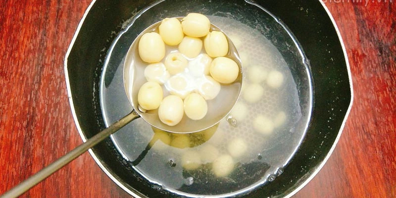 Tổng hợp 4 cách nấu súp tôm cho bé ăn dặm dễ làm bổ dưỡng - 6
