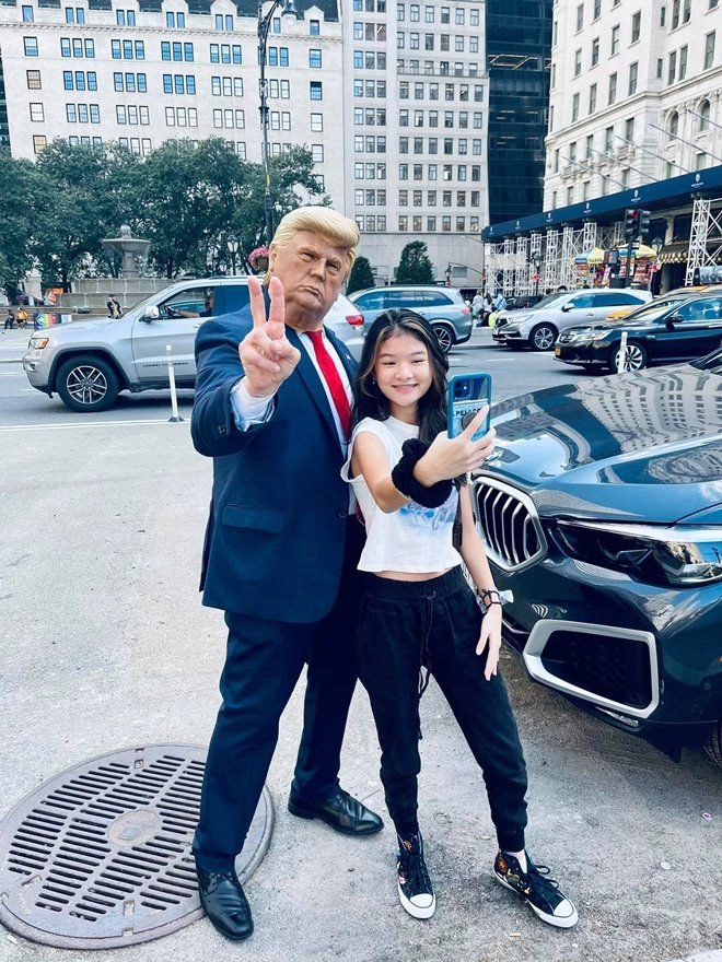 Trần bảo sơn đưa con gái dạo chơi sang chảnh ở mỹ chụp ảnh với cựu tổng thống donald trump - 2