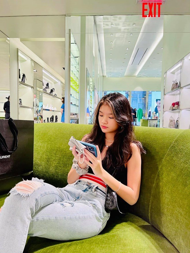 Trần bảo sơn đưa con gái dạo chơi sang chảnh ở mỹ chụp ảnh với cựu tổng thống donald trump - 9