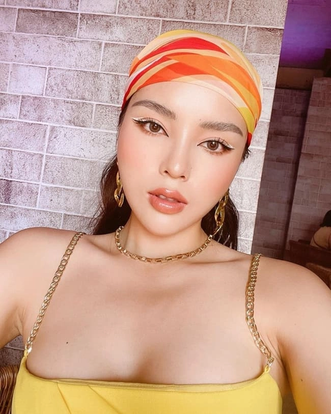 Trang cá nhân sao việt mùa hè phủ kín son bóng nàng đã kịp tậu chưa - 2