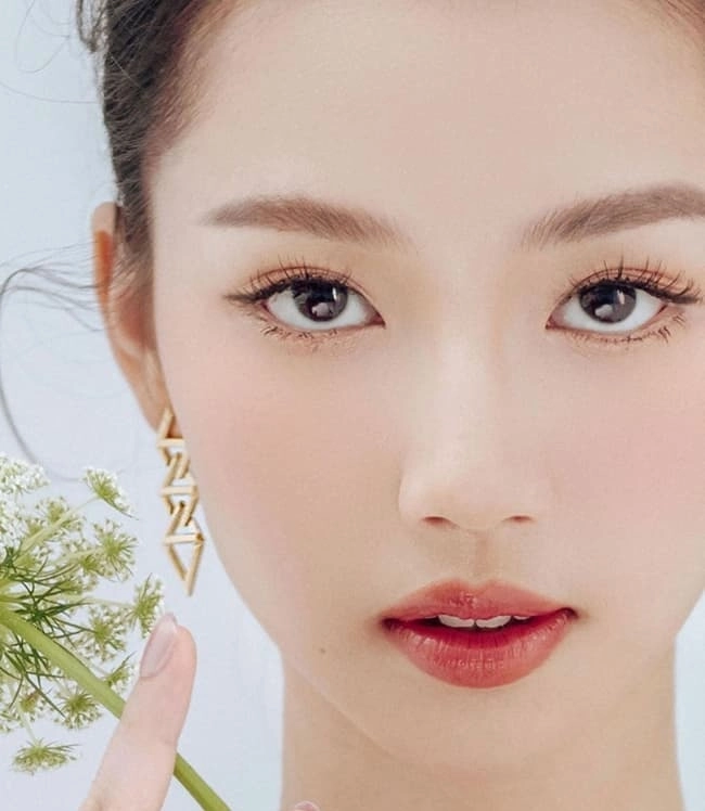 Trang cá nhân sao việt mùa hè phủ kín son bóng nàng đã kịp tậu chưa - 6