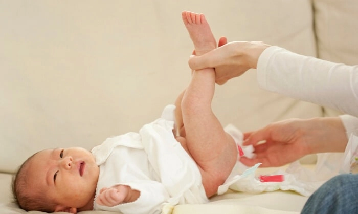 Trẻ bị đi ngoài nhiều lần trong ngày có sao không - 3