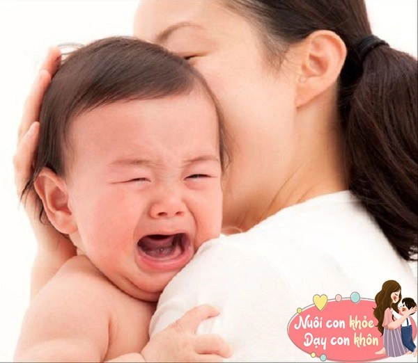 Trẻ khóc khi gặp người lạ không phải điềm xui rủi mà chứng tỏ trí não phát triển - 7