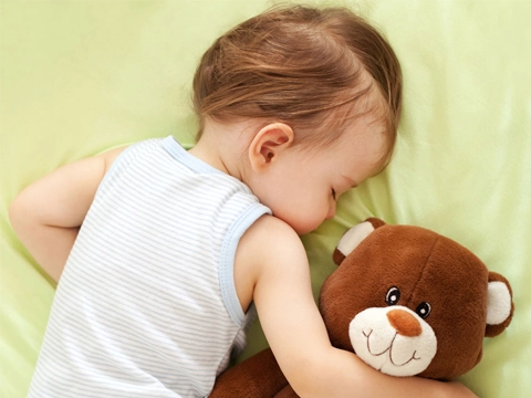 Trẻ ngủ với bà và với mẹ khác biệt rõ rệt vào mẫu giáo sẽ ảnh hưởng tới sức khoẻ - 3