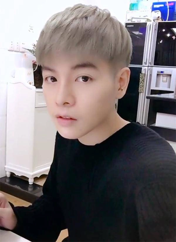 Trẻ ra cả chục tuổi từ bao giờ đức phúc-erik lại trở thành anh em sinh đôi thế này - 8