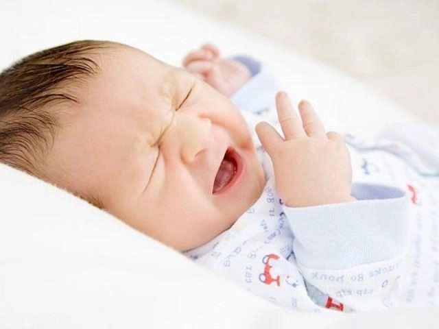 Trẻ sơ sinh 1 tháng tuổi sốt 375 độ phải làm sao - 3