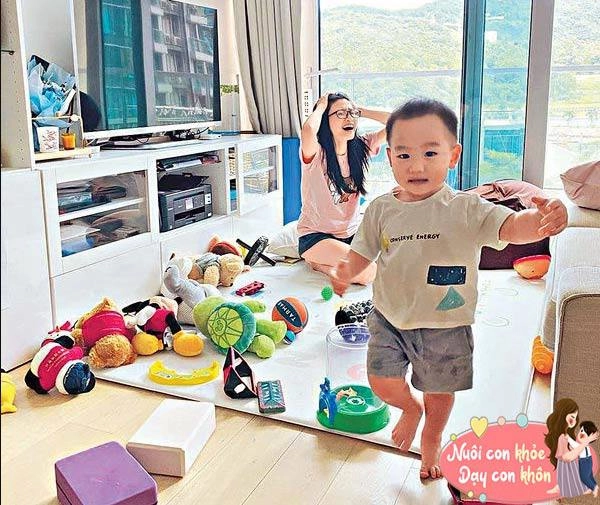 Trẻ trước 2 tuổi có hành vi này là tật xấu trong mắt mẹ nhưng biểu hiện iq rất cao - 4