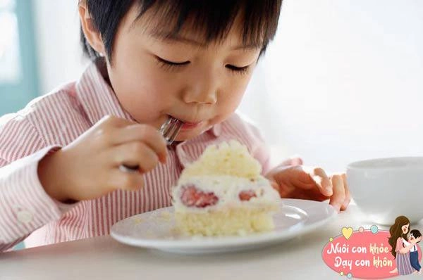 Trẻ trước 2 tuổi có hành vi này là tật xấu trong mắt mẹ nhưng biểu hiện iq rất cao - 7