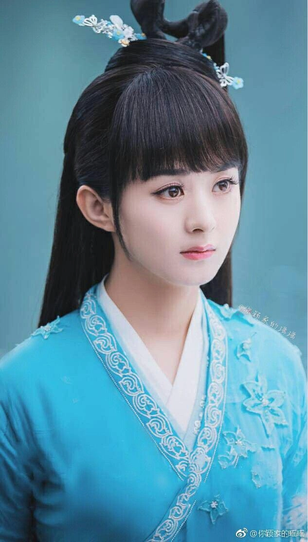 Triệu lệ dĩnh hóa kẻ tâm thần mặc đồ của nam giới cởi mác đại sứ dìm hàng hiệu - 1