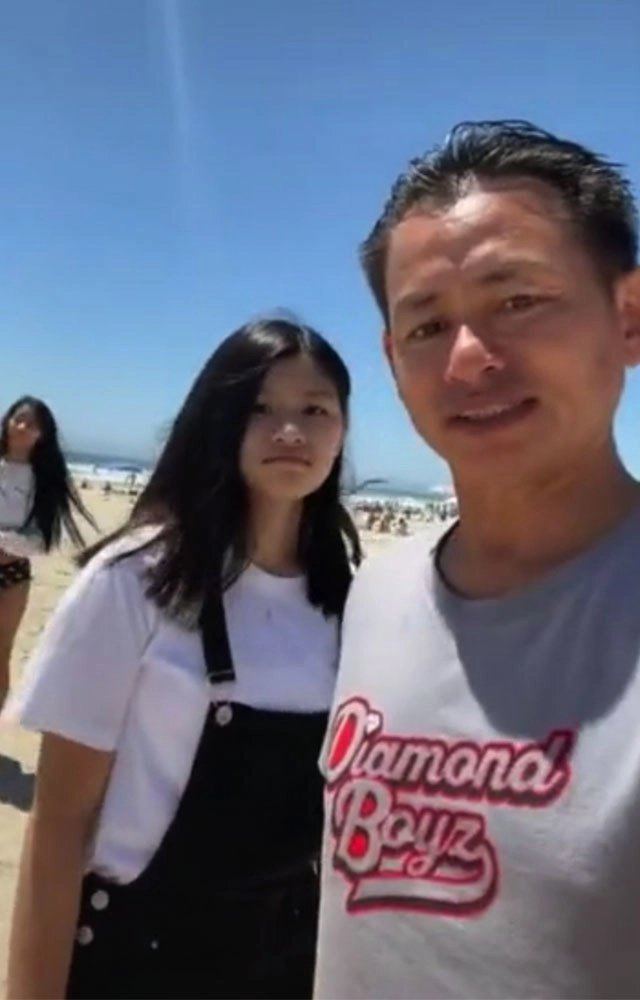 Triệu phú kim cương việt trên đất mỹ lần đầu giới thiệu con gái liền gây bão vì quá xinh - 2