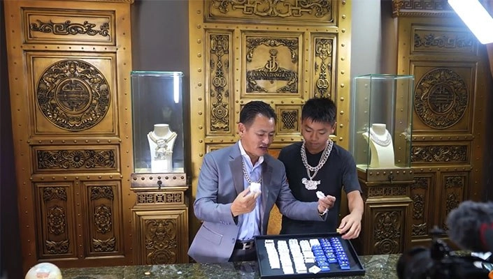 Triệu phú kim cương việt trên đất mỹ lần đầu giới thiệu con gái liền gây bão vì quá xinh - 11