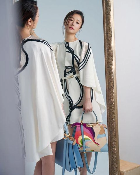 Triệu vy bị fendi từ mặt vì lệnh phong sát lâm tâm như phối đồ sang xịn sắp soán ngôi - 3