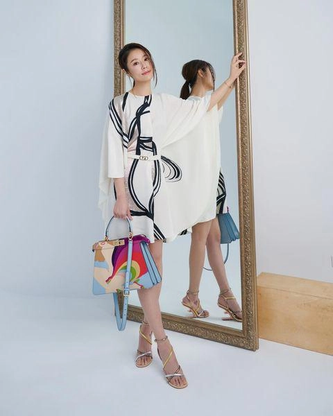 Triệu vy bị fendi từ mặt vì lệnh phong sát lâm tâm như phối đồ sang xịn sắp soán ngôi - 4