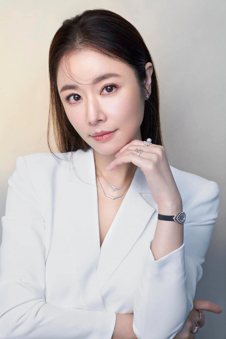 Triệu vy thất thế lâm tâm như liên tục trúng mánh thời trang song hye kyo đại lục là đây - 7