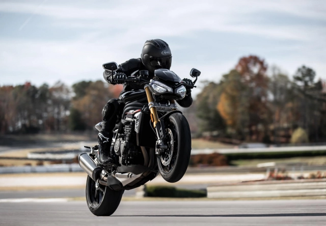 Triumph speed triple 1200 rs 2021 sẽ được bán tại vn với giá gần 570 triệu đồng - 20