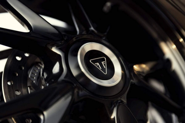 Triumph speed triple rr và rs bị triệu hồi hàng loạt do vấn đề về bu lông đĩa phanh - 4