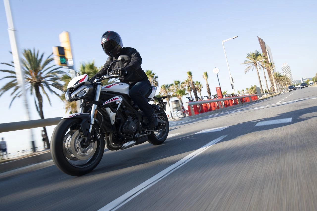 Triumph street triple s 2020 ra mắt phiên bản 660cc dành riêng cho thị trường châu âu - 10