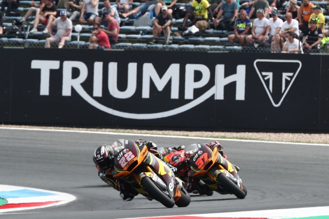 Triumph tiếp tục hợp tác với giải đua moto2 trong 03 năm tới - 4