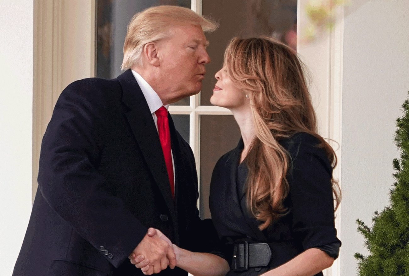 Trợ lý thân cận của donald trump mắc covid-19 xuất thân người mẫu sở hữu vóc dáng triệu đô - 1