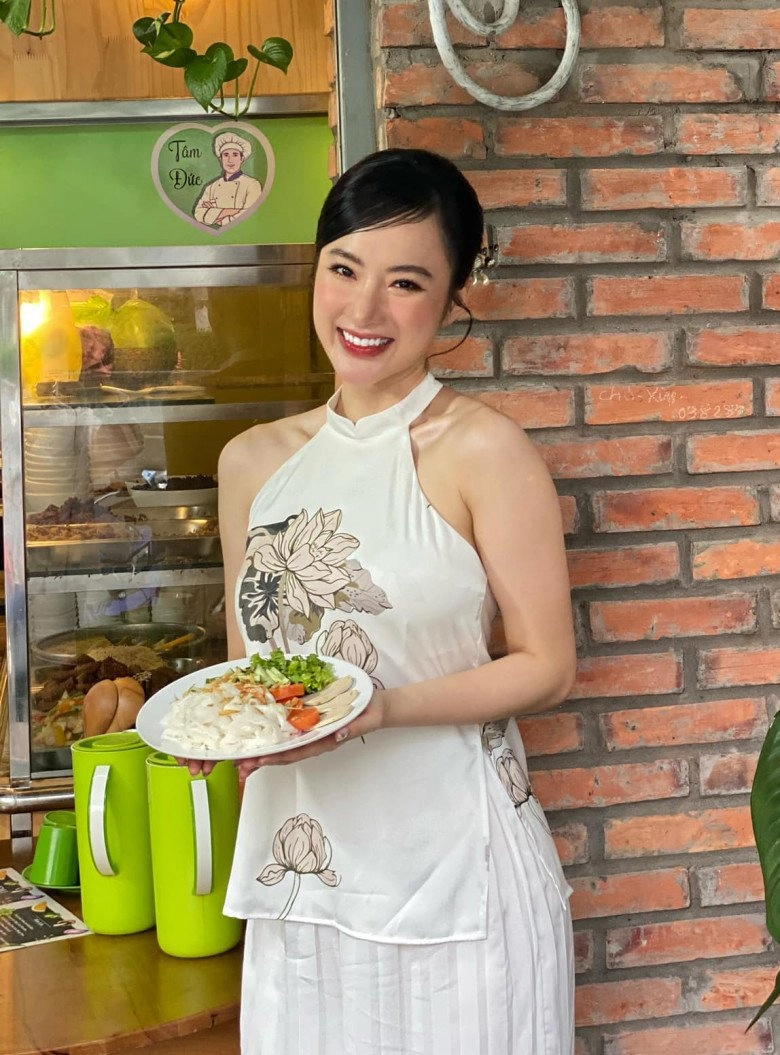 Trở về làm mỹ nhân ăn chay angela phương trinh cất tiệt váy áo cắt xẻ vẫn ghi điểm với dáng đẹp mượt mà - 11