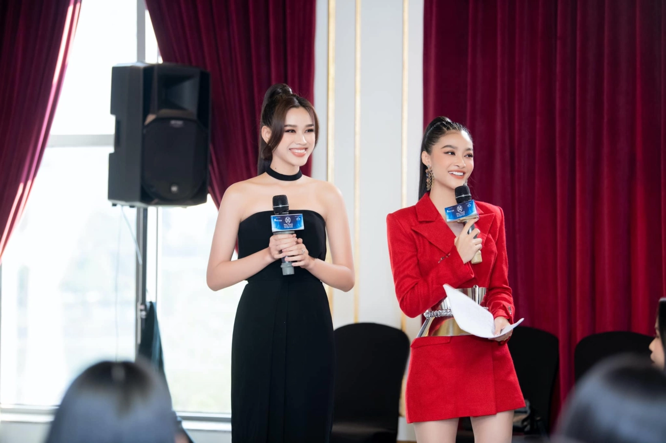 Trở về sau miss world đỗ thị hà chăm da như phạm băng băng dù cách biệt 20 tuổi - 4