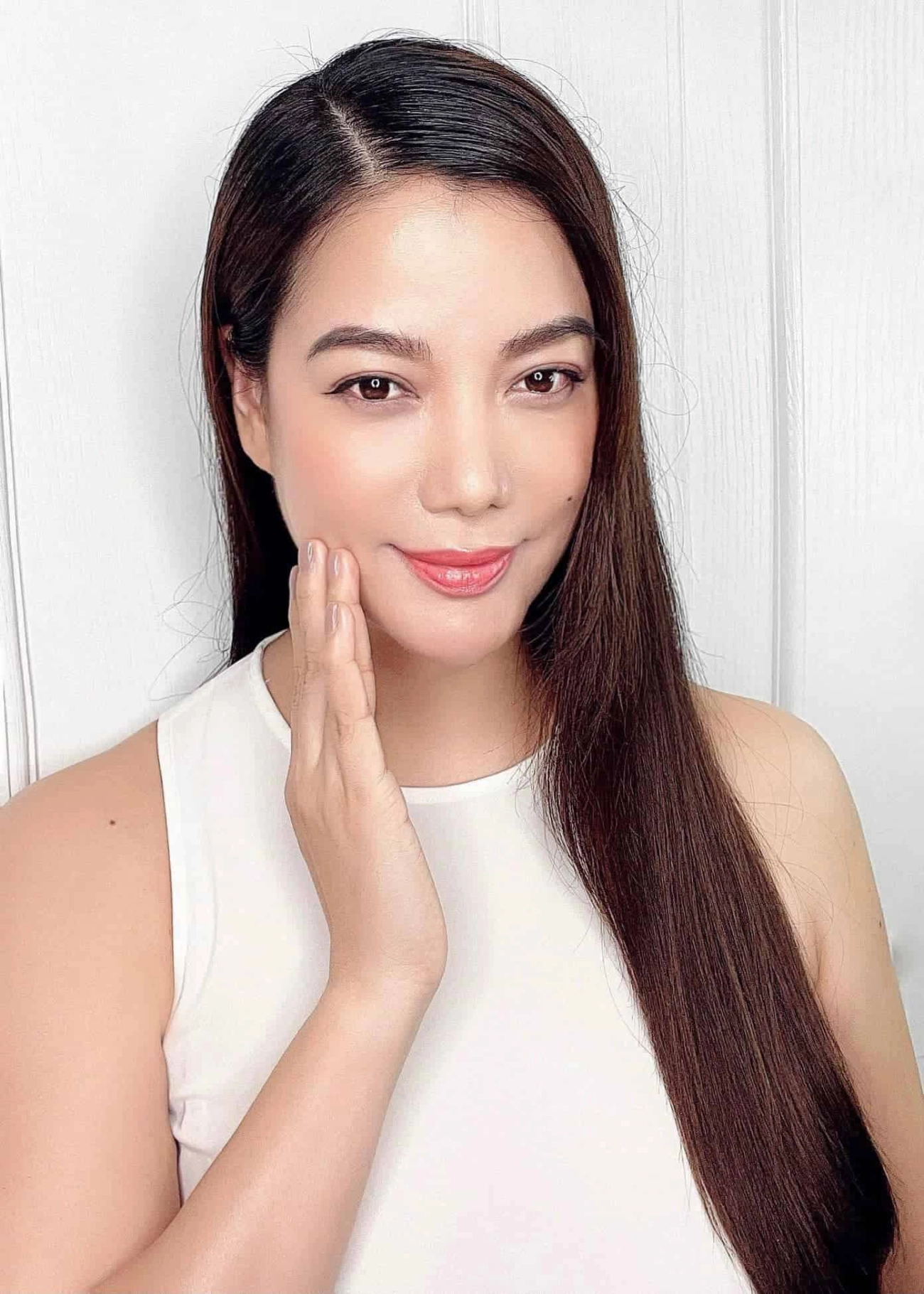 Trương ngọc ánh khoe mặt mộc trong veo nhan sắc nền nã liền được so sánh với triệu vy - 7