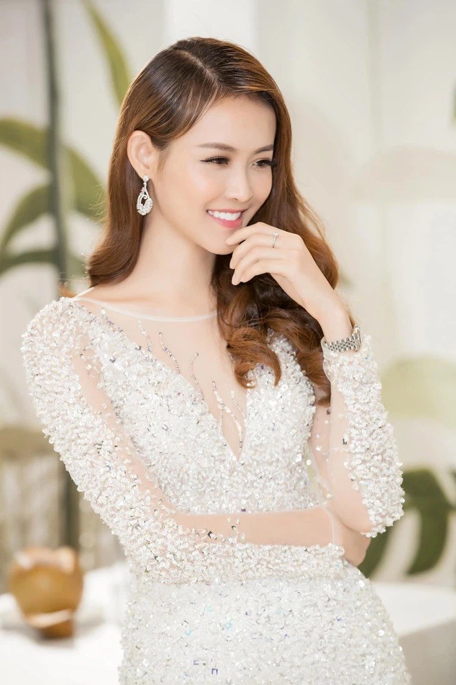 Từ da ngăm mũi tẹt nàng hậu mạnh dạn thừa nhận đẹp lên nhờ thẩm mỹ - 17
