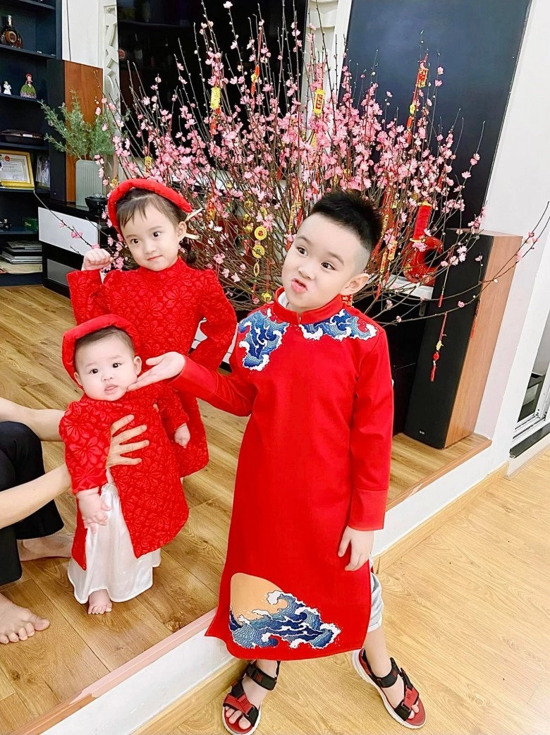 Tự nhậnheo nái sau sinh 2 con vy oanh quyết đẻ thêm giờ được ngay cô bé thiên thần - 9