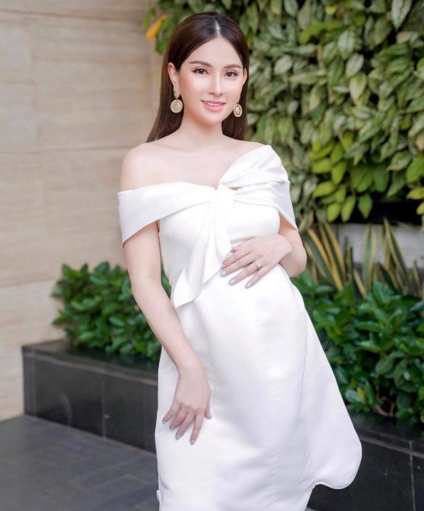 Từng bị chê phẫu thuật thẩm mỹ hỏng nhan sắc thu thuỷ sau sinh 2 tháng đẹp không tỳ vết - 4