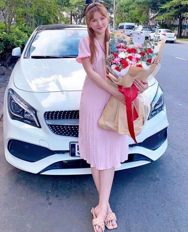 Từng bị chê phẫu thuật thẩm mỹ hỏng nhan sắc thu thuỷ sau sinh 2 tháng đẹp không tỳ vết - 11