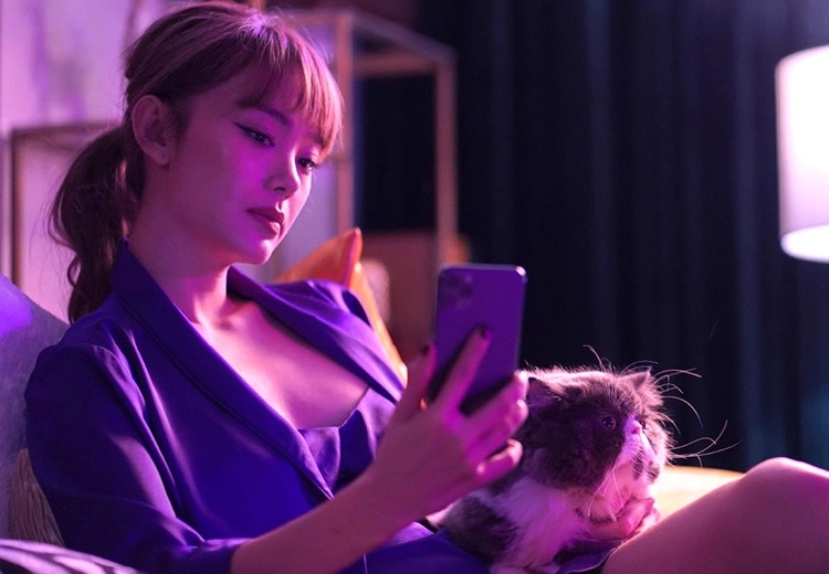 Từng bị tuýt còi vì mặc xuyên thấu minh hằng giờ chỉ chị em phối đồ công sở cực mê - 16