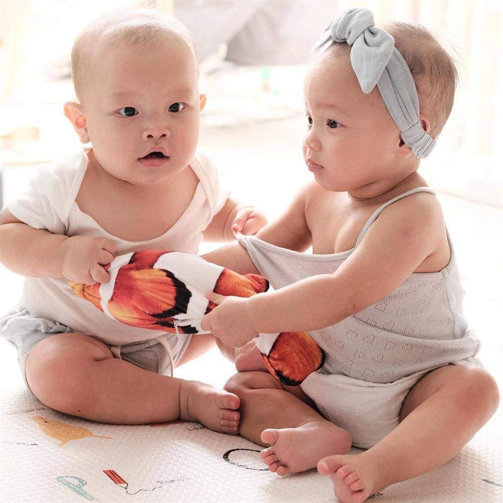 Từng cãi nhau chí choé lisa leon giờ tình cảm ôm ấp nhau siêu ngọt ngào - 7