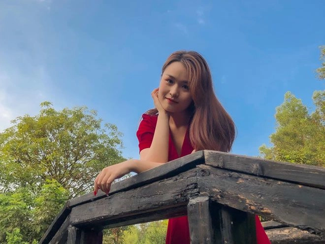Từng làm thêm lương 7 triệutháng con gái hoàng mập giờ mua nhẫn kim cương to bản tặng bố - 12