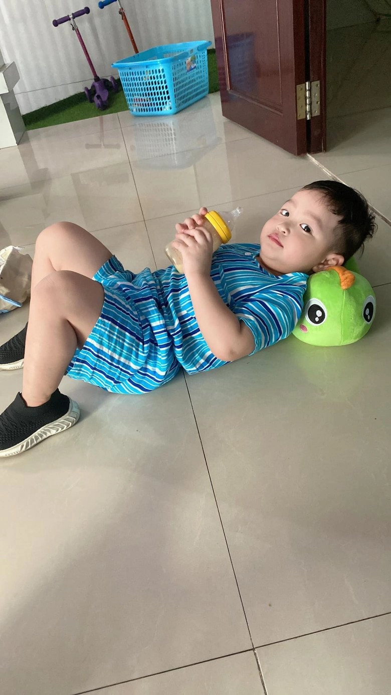 Từng lo lắng không đủ tiền nuôi con hoa hậu đặng thu thảo làm mẹ đơn thân mua sữa chục triệutháng - 3