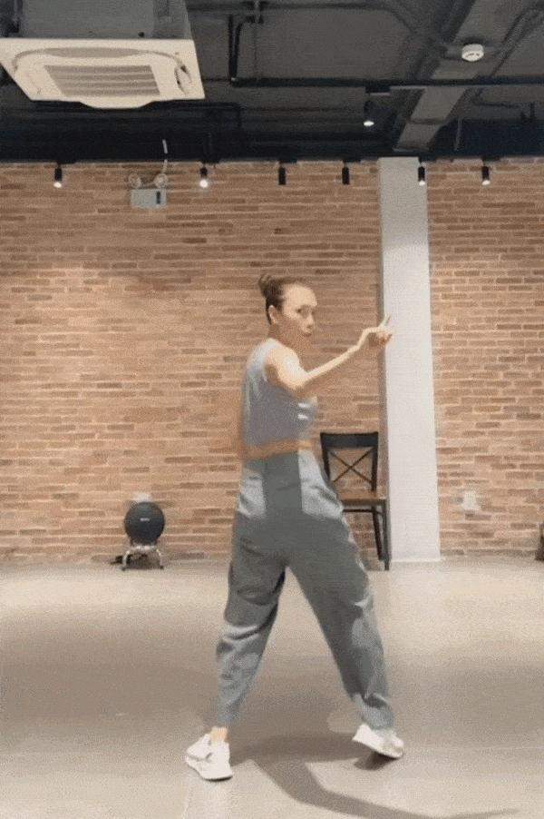 U40 mỹ tâm tự show body qua video hướng dẫn vũ đạo liệu dáng có đẹp như đồn đại - 3
