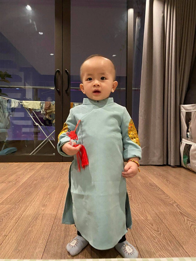 U50 chăm con sinh đôi 1 tuổi cô hiệu phó văn thùy dương kểcảnh bỉm sữa khốn khổ - 6