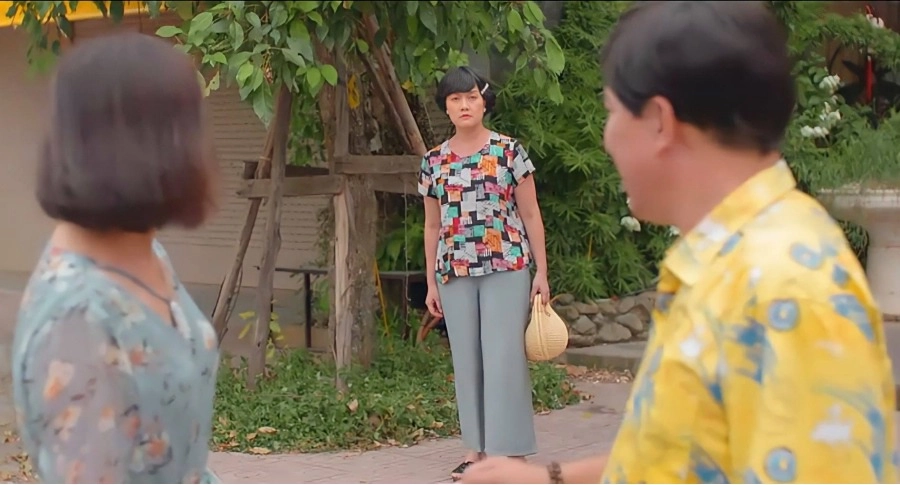 Vân dung lên màn ảnh tấu hài ngoài đời diện váy body gợi cảm không thua thời thi hoa hậu - 5